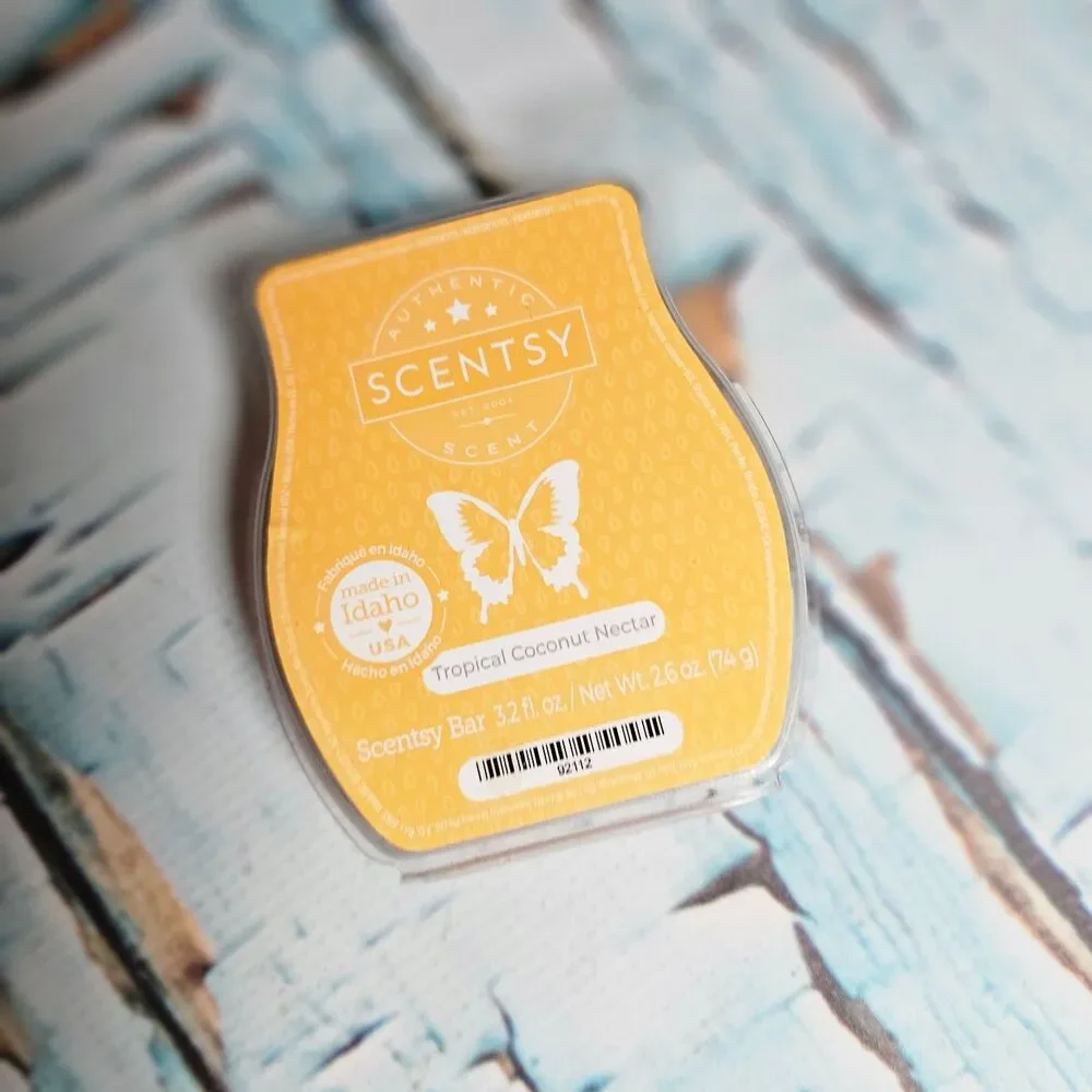 Scentsy Tropical Coconut Nectar Wax Bar New Retired Scent 3.2 fl oz Consultant